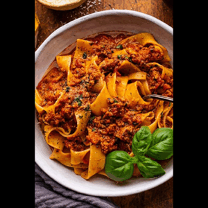 Tagliatelle à la viande hachée et champignon de paris